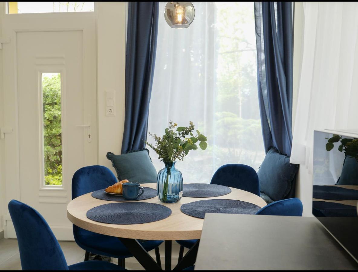 Blue Bird Citadel Apartment Boedapest Buitenkant foto
